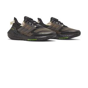 UltraBoost 22 Cold.RDY 'Black Solar Yellow'